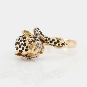 Ring 18K guld med diamanter och emalj.