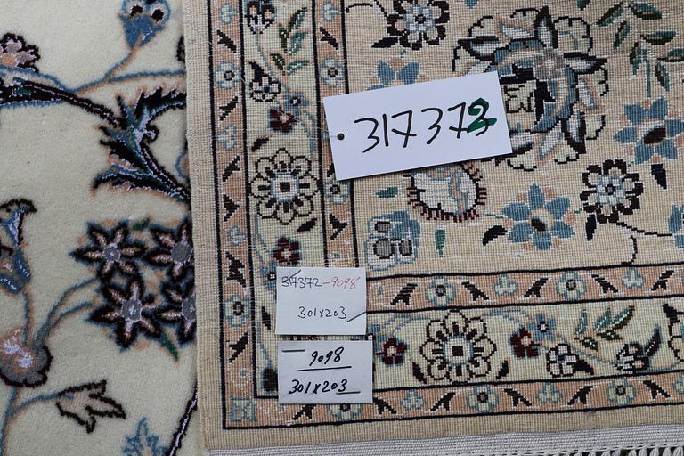 A carpet, Nain, part silk, 6 Laa, ca 301 x 203 cm.