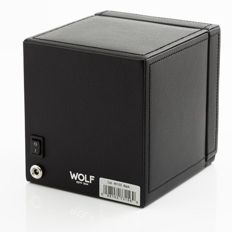 Wolf, Cub Single Winder, 14 x 15.4 x 14.8 cm.