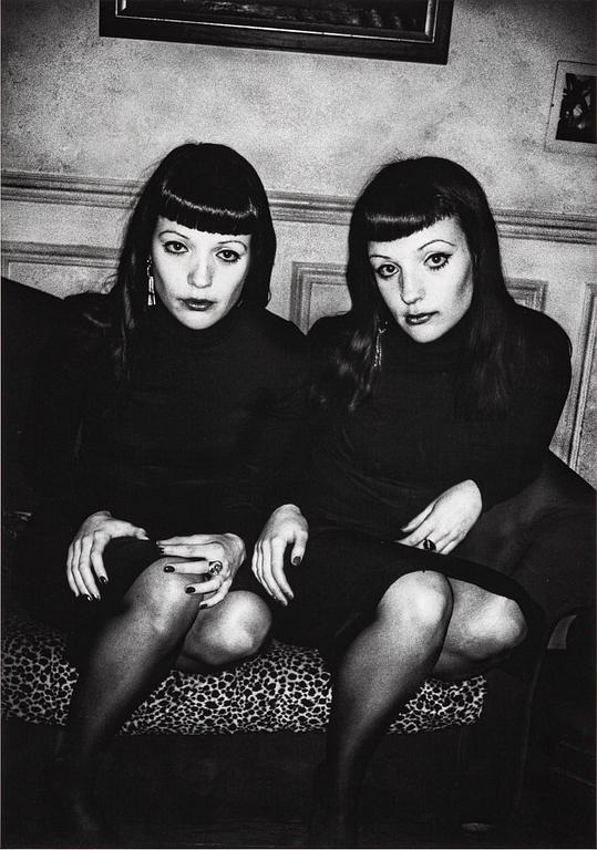 Anders Petersen, "Twins, Paris, 2006".