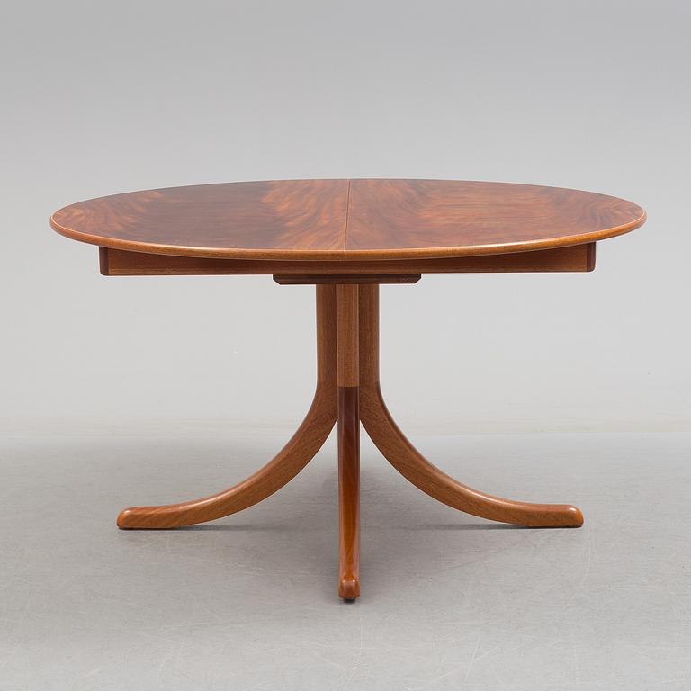 A circa 2000 model no 771 dinner table by Josef Frank for Firma Svenskt Tenn.