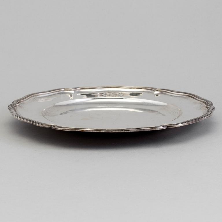 A Swedish silver dish with the family crest of Åkerhielm by Gustaf Möllenborg in Stockholm 1850.