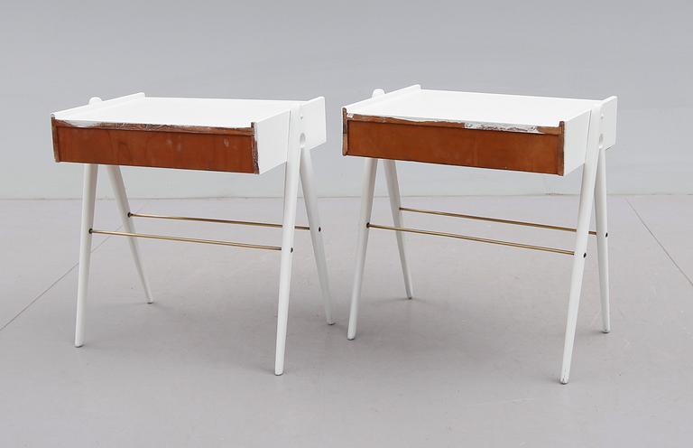 SÄNGBORD, 1 par, 1950-tal.