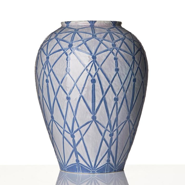 Gunnar G:son Wennerberg, a "Sgraffito" creamware floor vase, Gustavsberg, 1904.