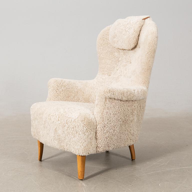 Carl Malmsten, armchair "Farmor", second half of the 20th century.