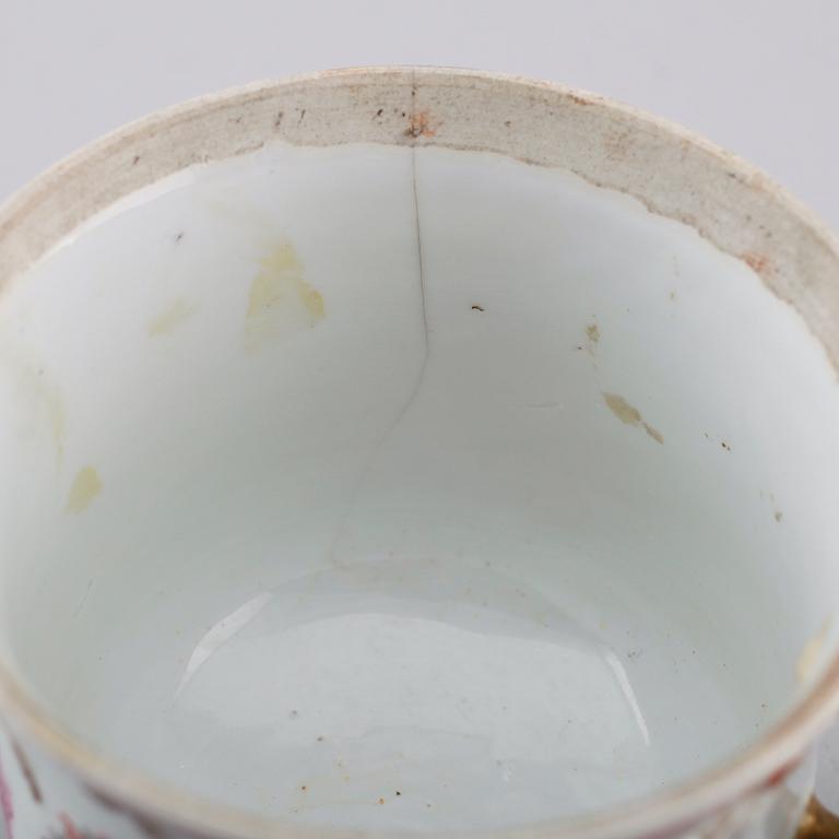 LOCKSKÅL SAMT FAT, 1 par, porslin, Kina, Qianlong 1736-1795.