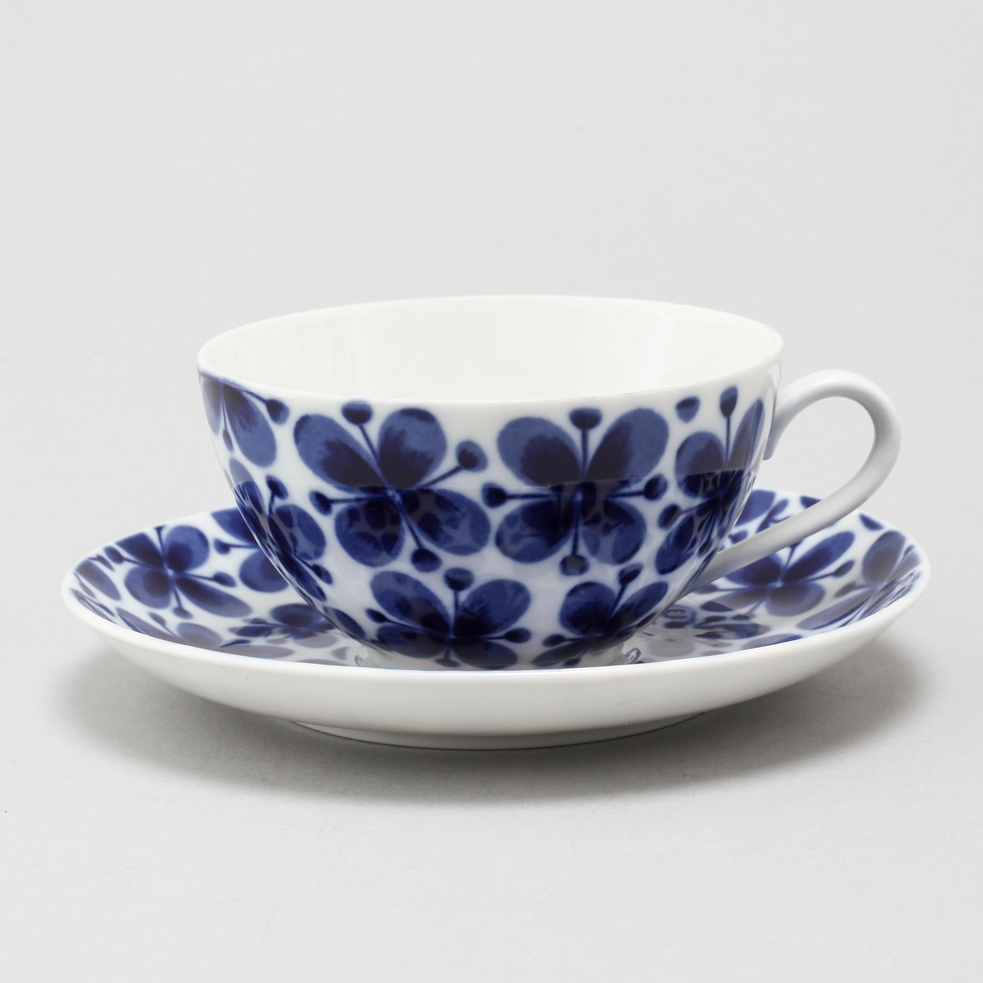 44 pieces of porcelain tableware by Marianne Westman, model "Mon Ami", for Rörstrand, 20th century.