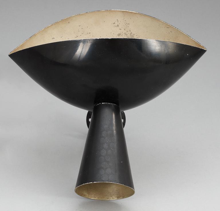 A Serge Mouille black enameled steel  'Chachan' wall lamp, Frankrike 1950-tal.
