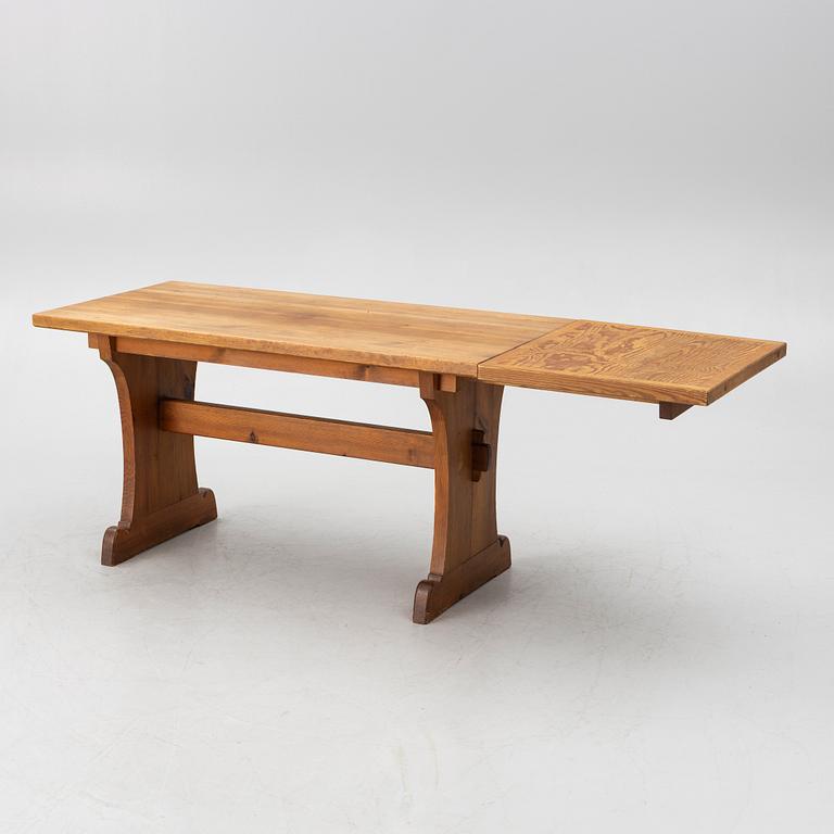 Nordiska Kompaniet, a 'Lovö' dining table, 1940s.