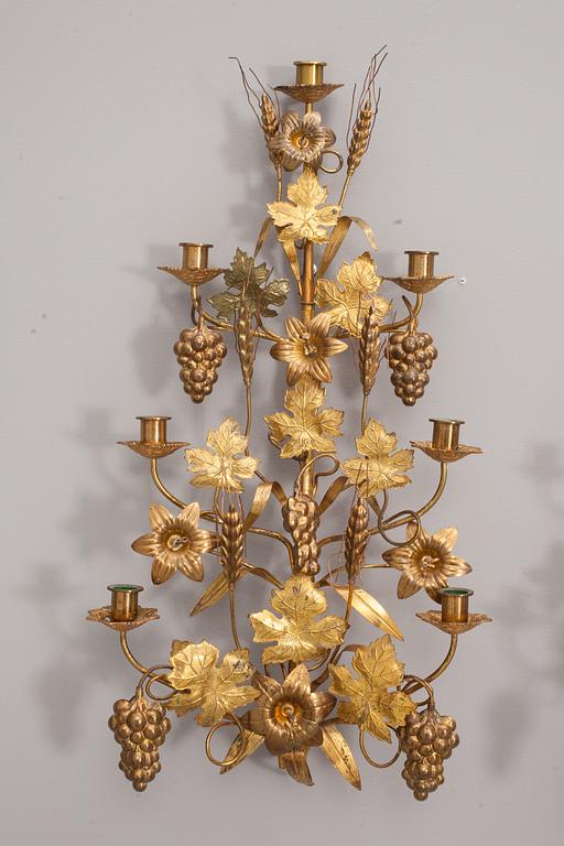 VÄGGAPPLIQUER, ett par, förgylld metall, Frankrike, 1800-talets slut.