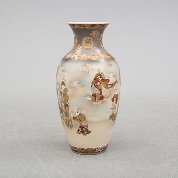 A large Japanese 19th century satsuma vase.