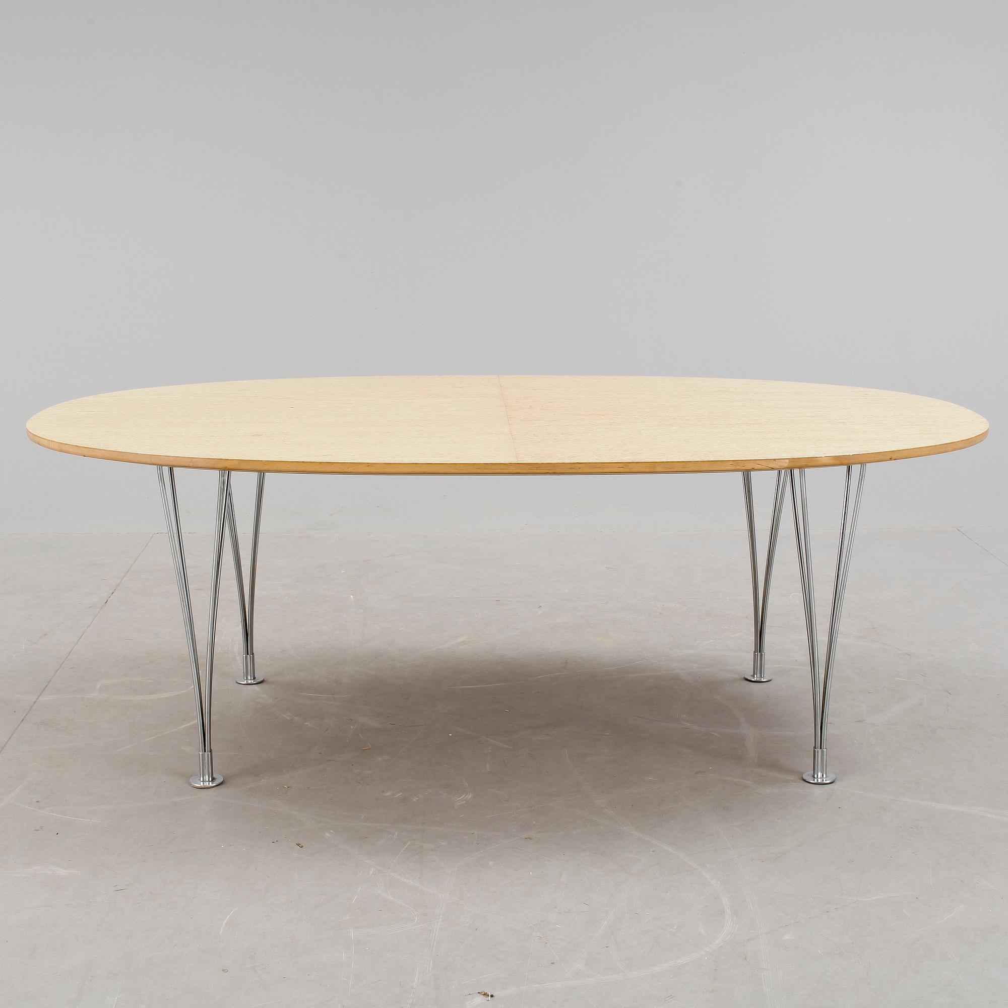 SOFFBORD, "Superellips" Design Bruno Mathsson och Piet Hein för Fritz Hansen.