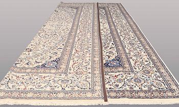 A CARPET, Nain part silk, s.k 9 LAA, 588 x 393 cm.
