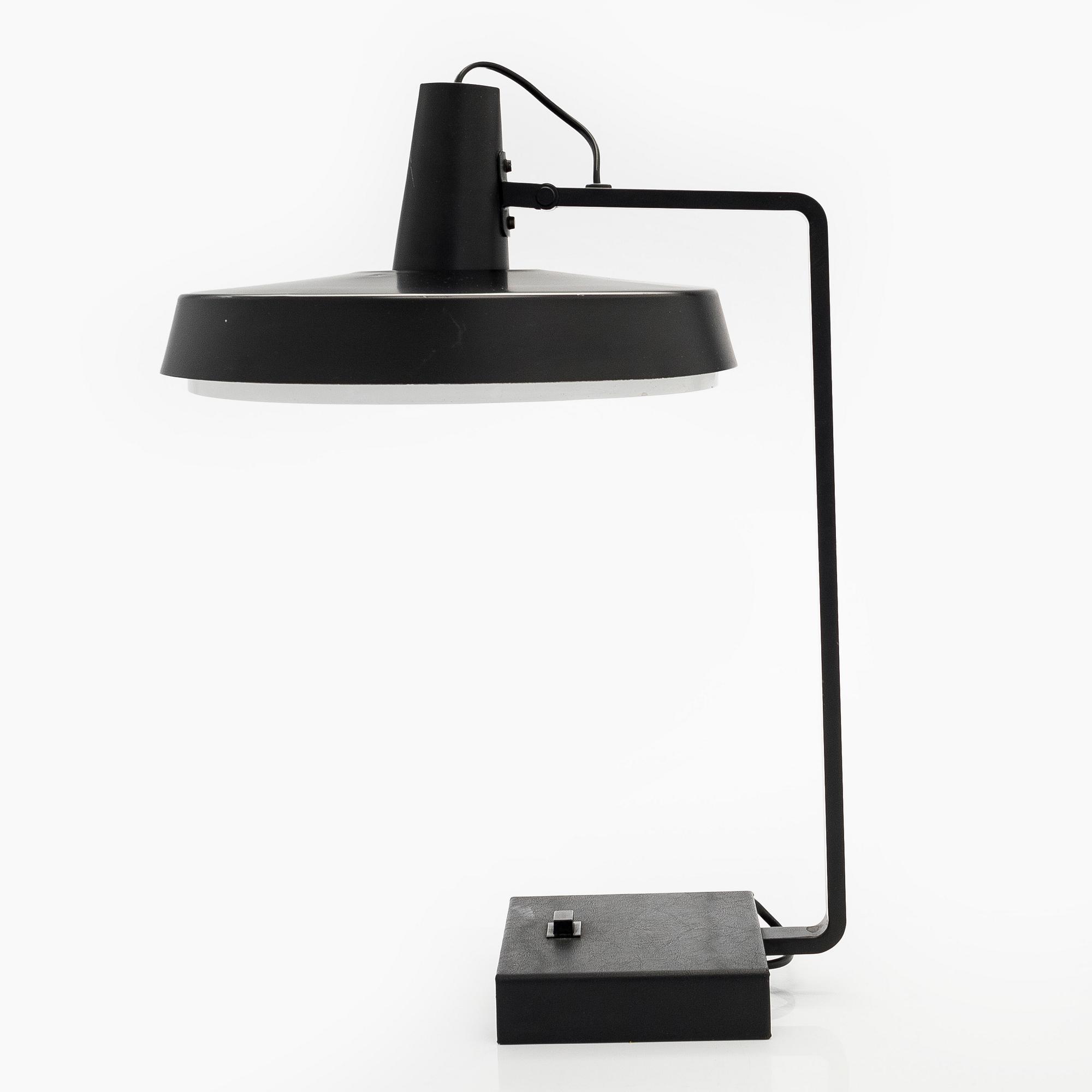 Esko Pajamies & Toivo Korhonen, bordslampa, modell AK-5770, Itsu, 1960-talets början.