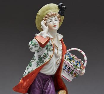 FIGURIN, Rudolstadt-Volkstedt, porslin, 1900-talets första hälft.