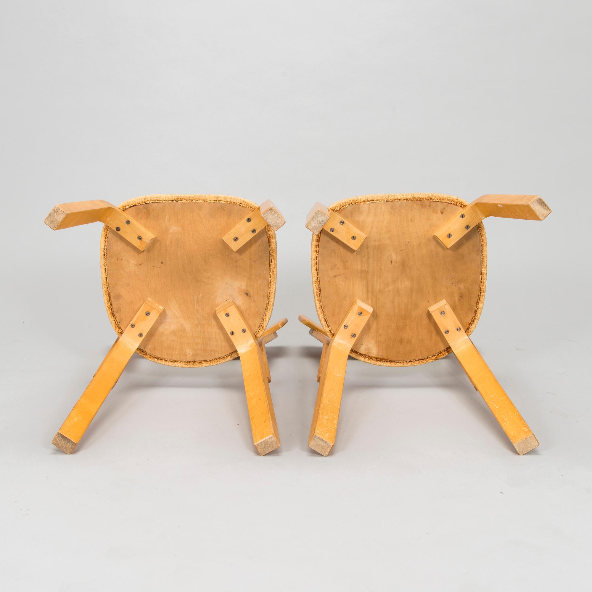 Alvar Aalto, tuoleja 2 kpl, malli 69, Artek 1960-luku.