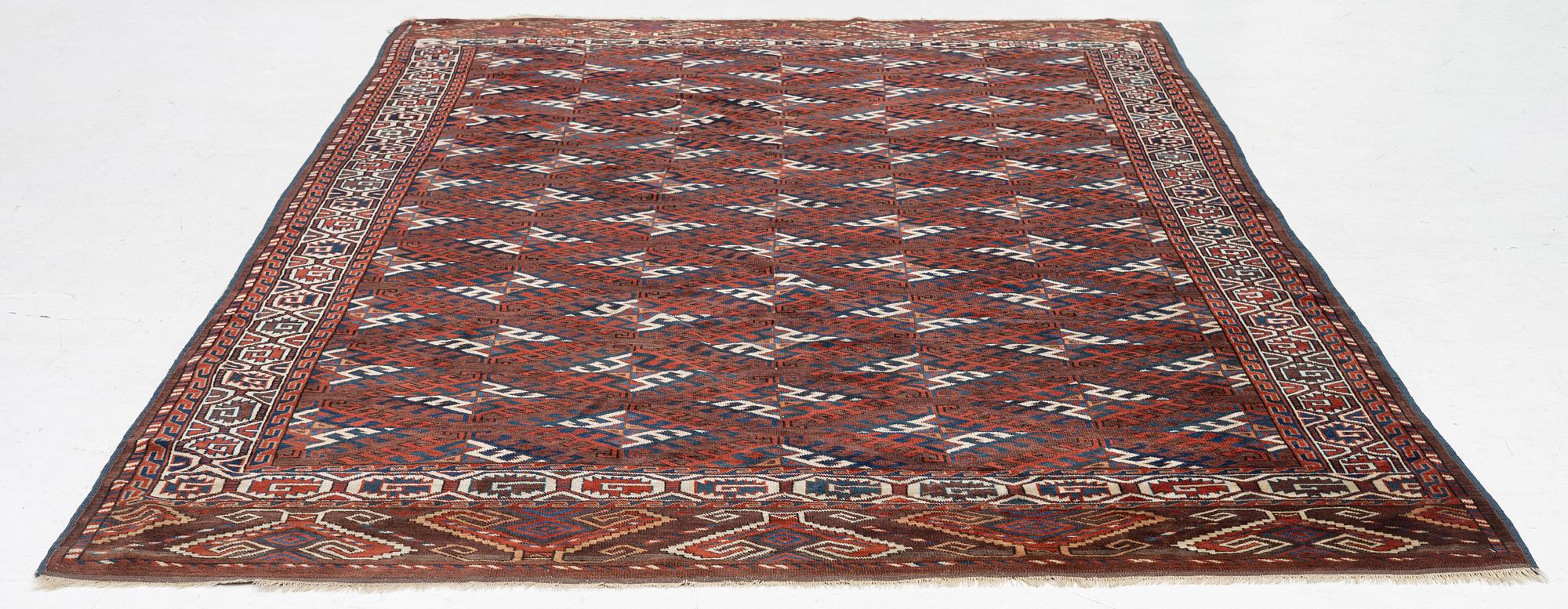Carpet, Yomoud, antique, approx. 325 x 186 cm.