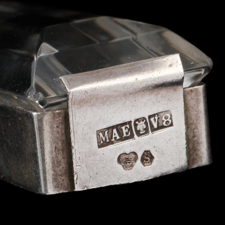 HÄNGE, silver samt fasettslipad bergskristall, Martin Elmblad, Stockholm, 1947. Vikt 12 g.