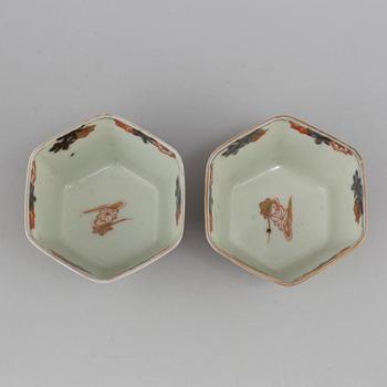 Two imari six sided cups, Japan, Meiji (1868-1912).