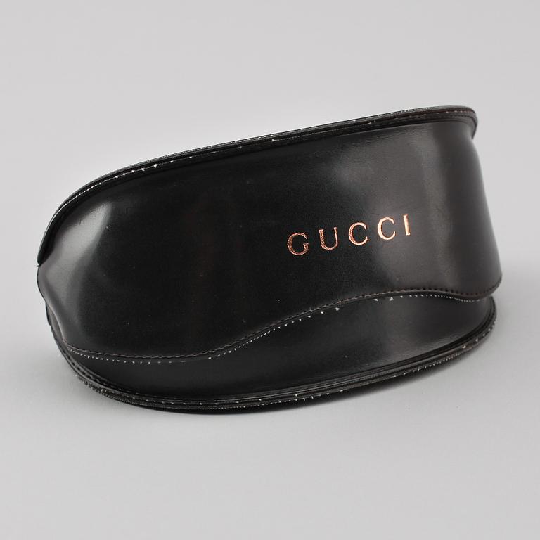 SOLGLASÖGON, Gucci.