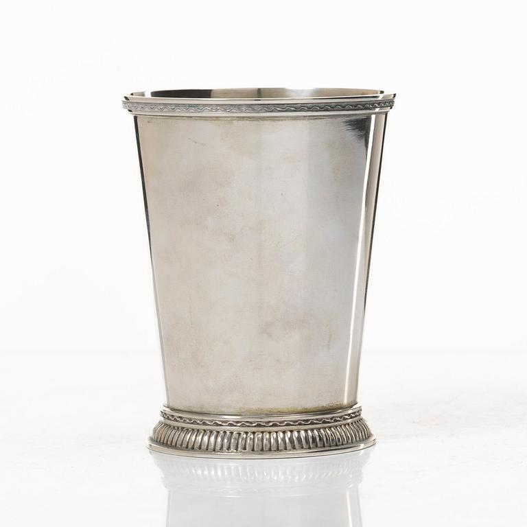 Eric Råström, a silver cup, Råström C G, 1946.