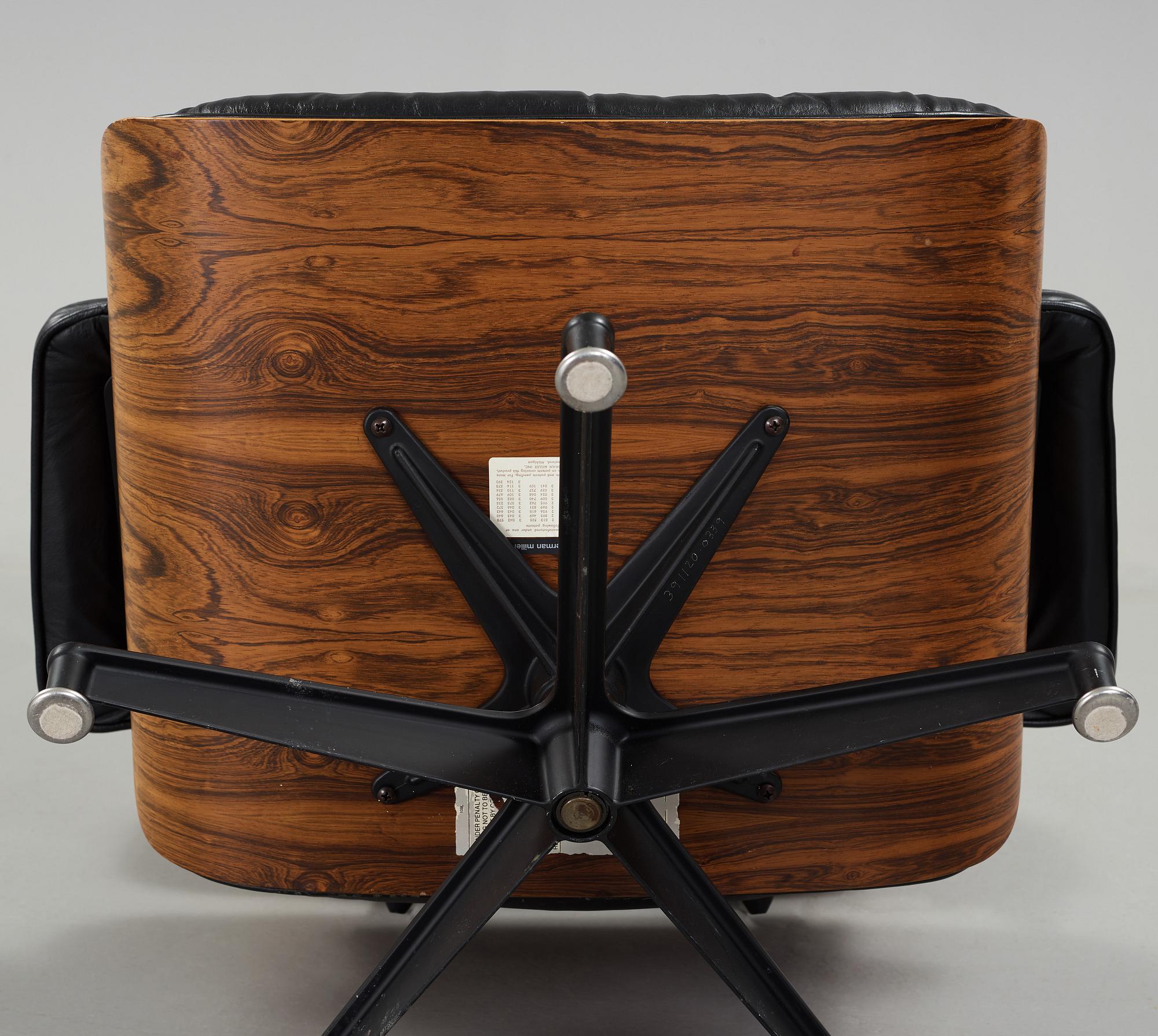 A Charles & Ray Eames "Lounge Chair and ottoman", Herman Miller, USA circa 1980.