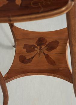 An Emile Gallé Art Nouveau mahogany table with floral inlays, Nancy, France ca 1900.