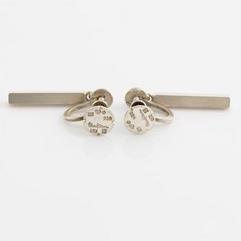 Wiwen Nilsson, silver earrings. Lund 1959.