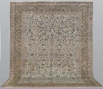 A so called Royal Kashan carpet, c. 390 x 310 cm.