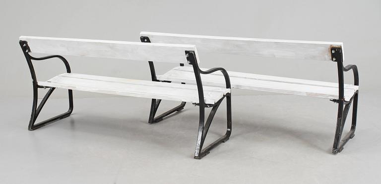 PARKBÄNKAR, 2 st, metall, Näfveqvarns Bruk. 1900-tal.