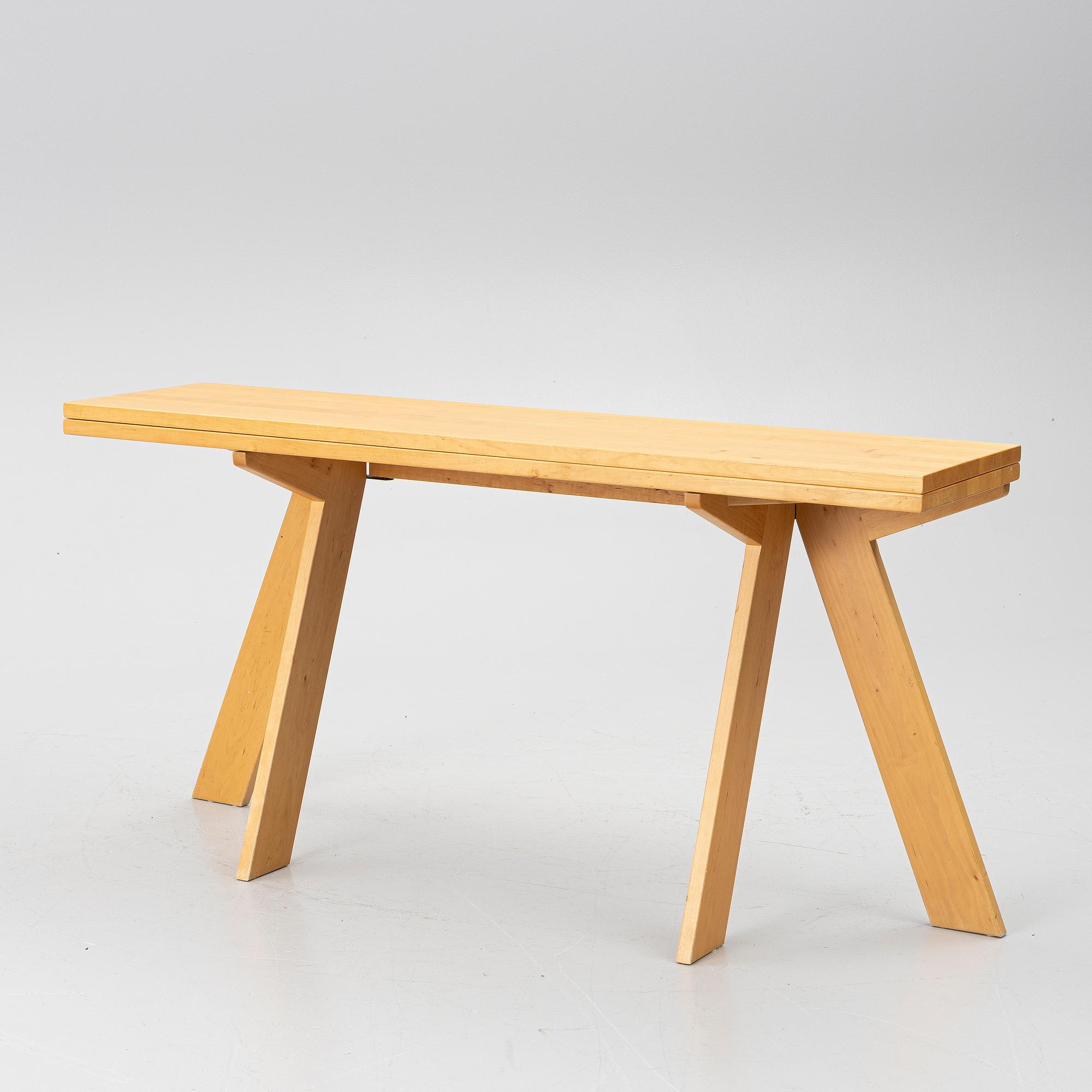 Börge Lindau & Bo Lindekrantz, A 'Simsalabim' table, Blå Station, ca 2000.