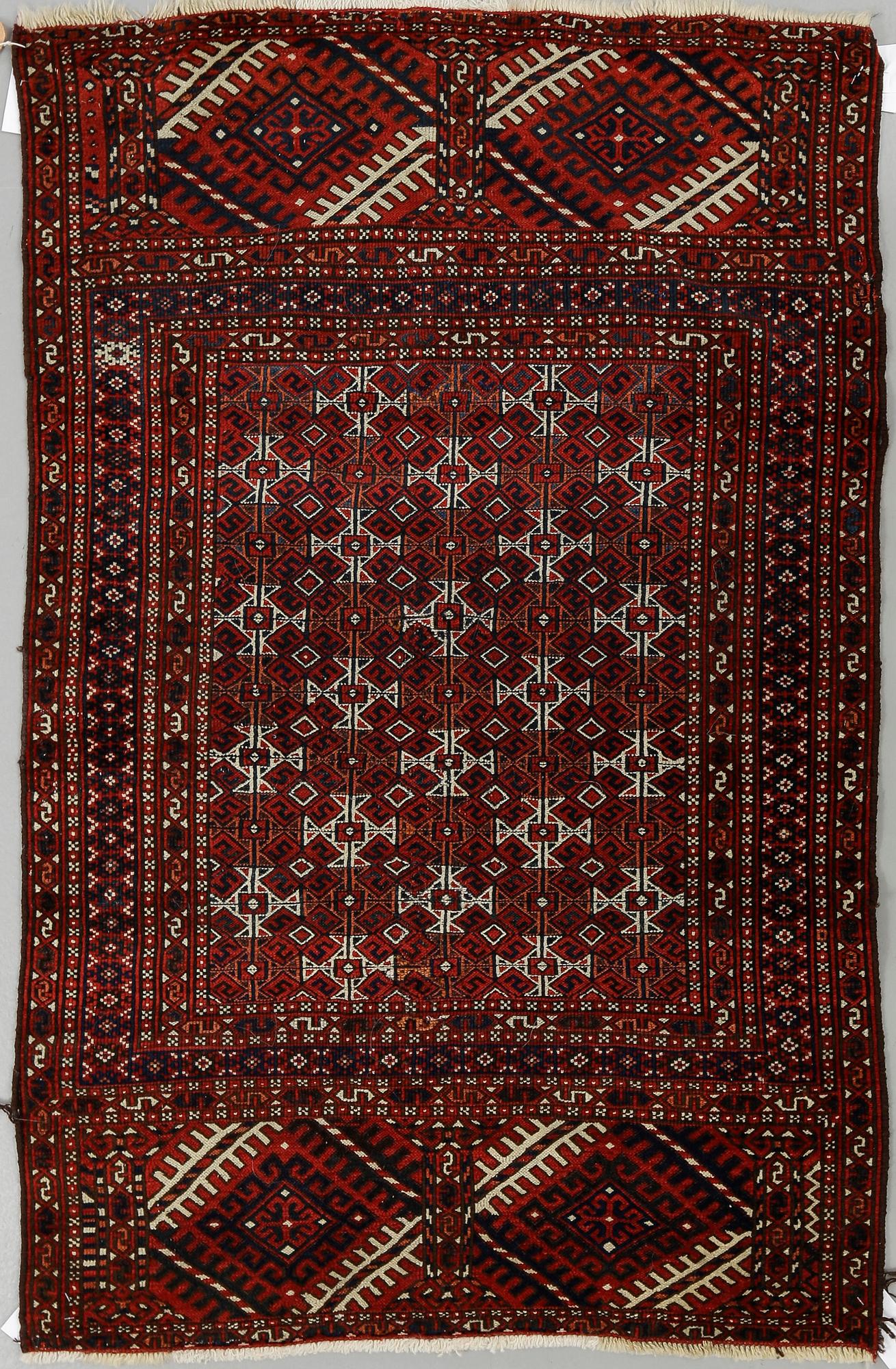 MATTA, old Turkmen. Ca 135x187.