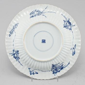 TALLRIK, porslin, Kangxi-stil, Kina, troligen 1800-tal.