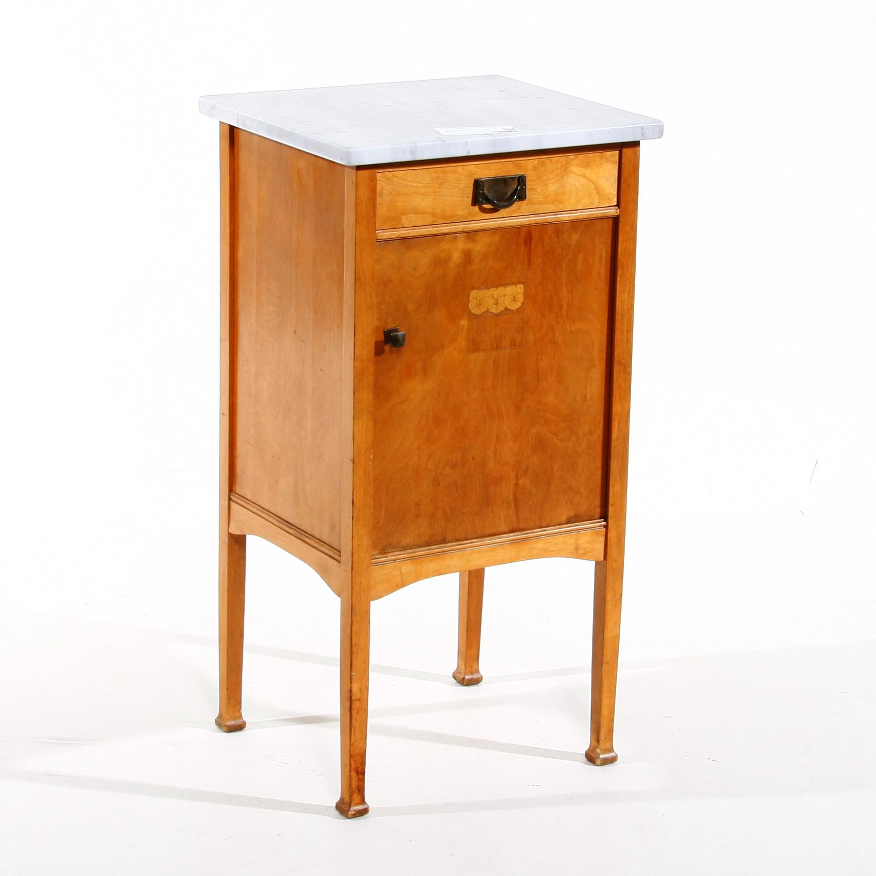 POTTSKÅP. Jugend, 1900-talets början.