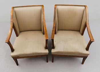 FÅTÖLJER, 1 par, 1900-talets första hälft.