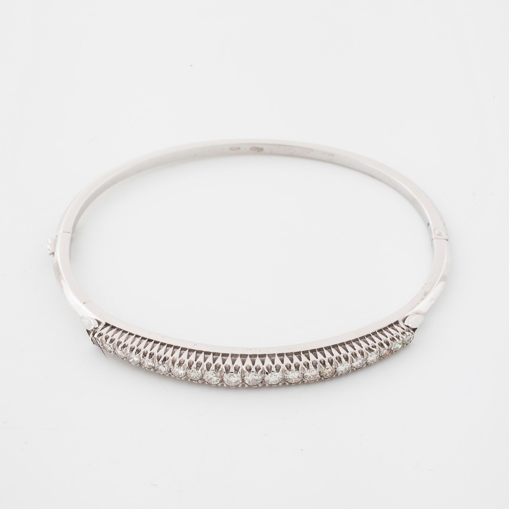 A brilliant and single cut diamond bangle made in Alessandria, Italy.