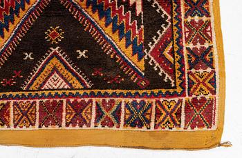 Carpet, North Africa, approx. 245 x 155 cm.