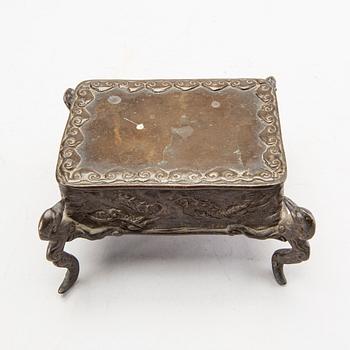 A Chinese bronze base and a wooden minature, 20th century.