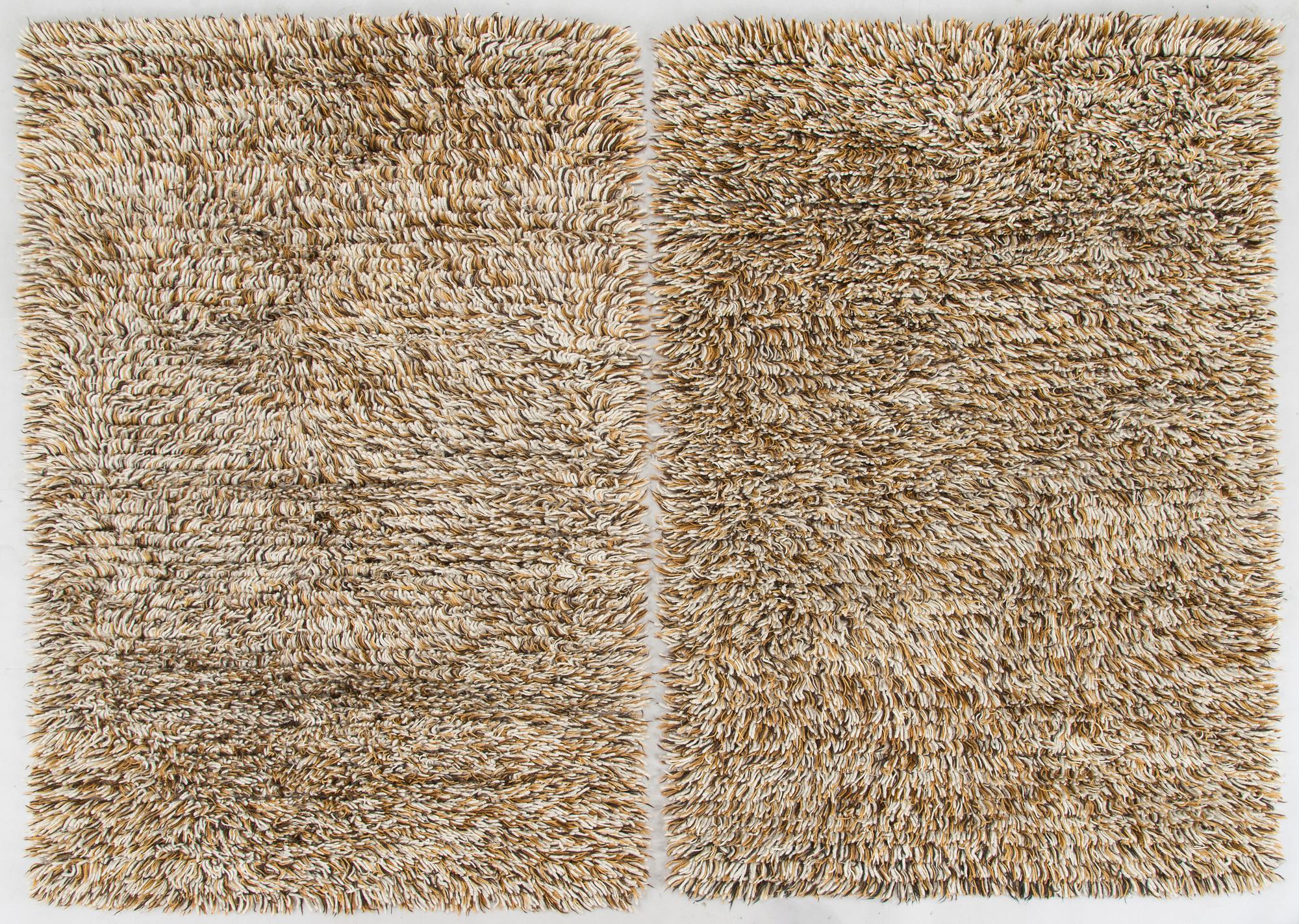 A pair of 1960s-70s rya rugs. Ca. 134 x 91cm and 133 x 91cm.