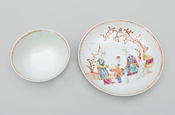 KOPP MED FAT, porslin, Kina, Qing dynastin, Qianlong (1735-1796).