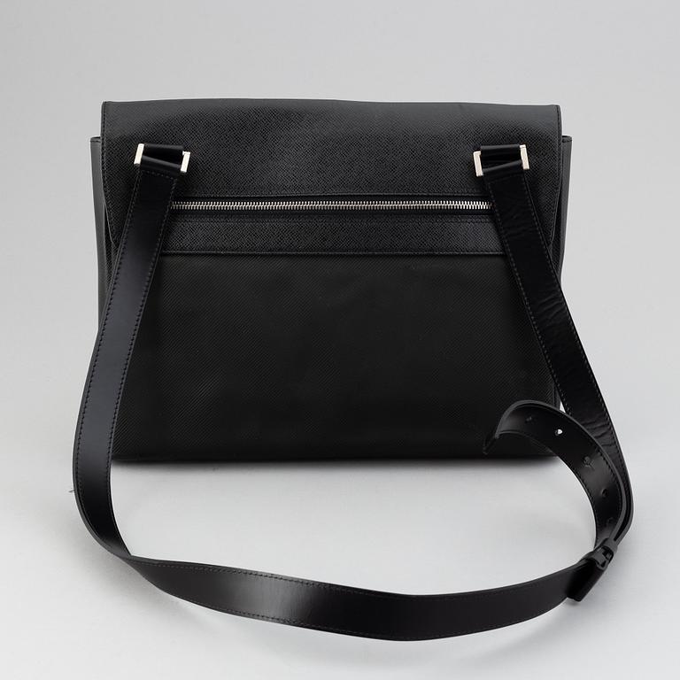 Louis Vuitton, väska, "Taiga Saratov GM".