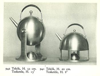 Nils Fougstedt, a tea kettle on stand model "A 942", Firma Svenskt Tenn, Stockholm 1929.