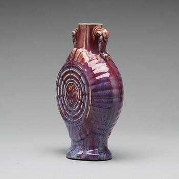 A flambé glazed vase, Qing dynasty, 19th century.