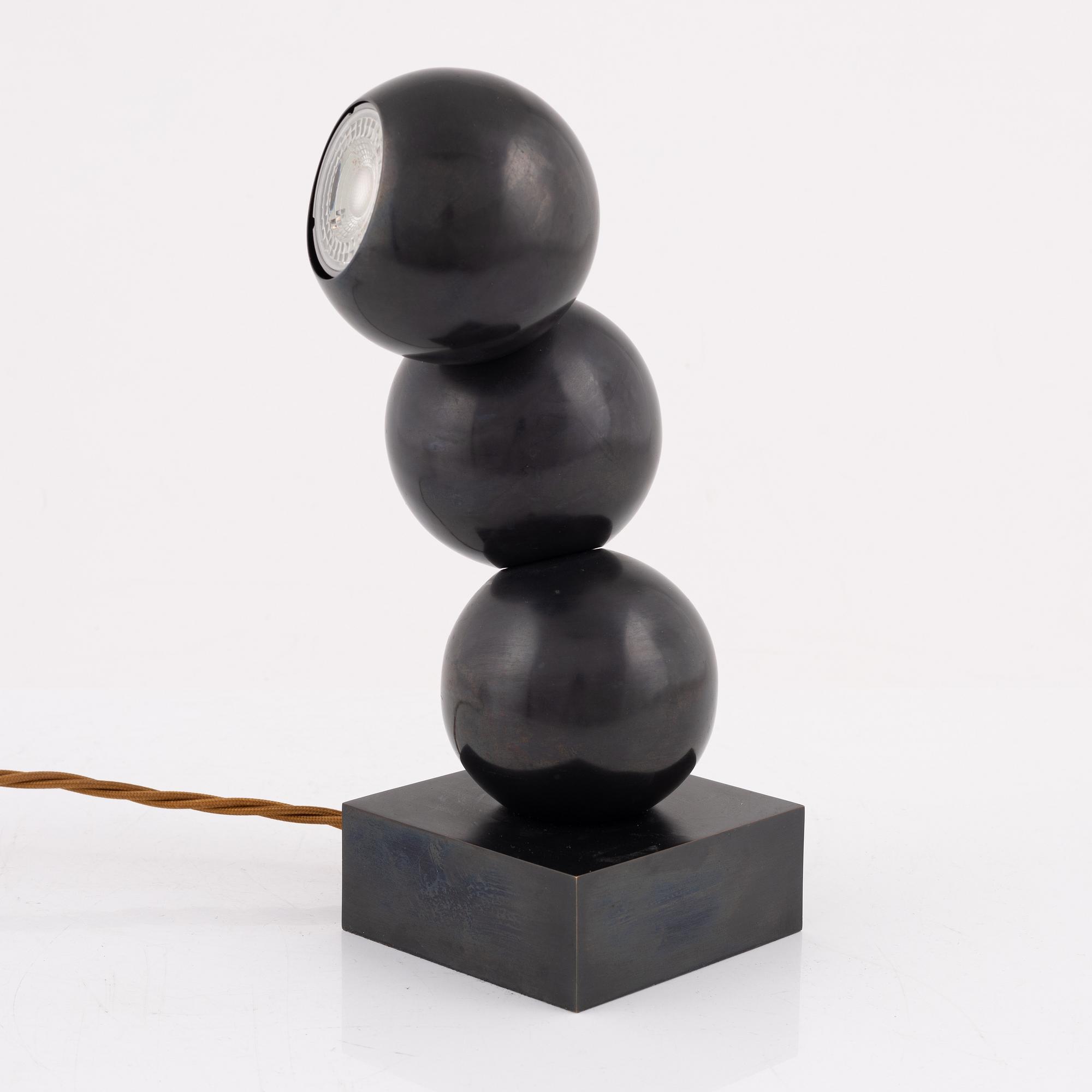 Bordslampa, Vaughan "Buckland Uplighter", England, samtida.