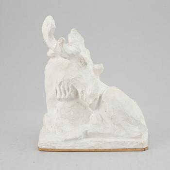 JUSSI MÄNTYNEN, Skulptur, gips. Sign. H:22 cm, L: 20 cm.