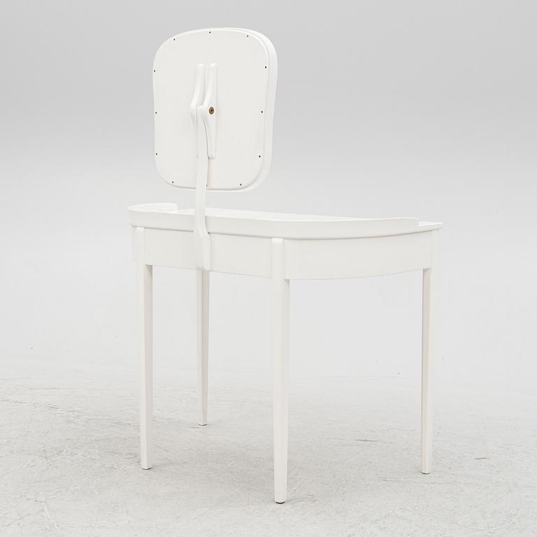 Carl Malmsten, a 'Birgitta' dressing table, Åfors Möbelfabrik, second half of the 20th Century.