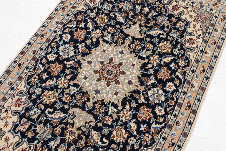 Matta, Nain, part silk, ca. 128 x 82 cm.