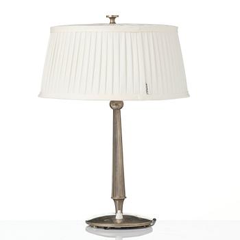 Harald Notini, bordslampa, modell 6932, Arvid Böhlmarks Lampfabrik, Stockholm, 1920-tal.