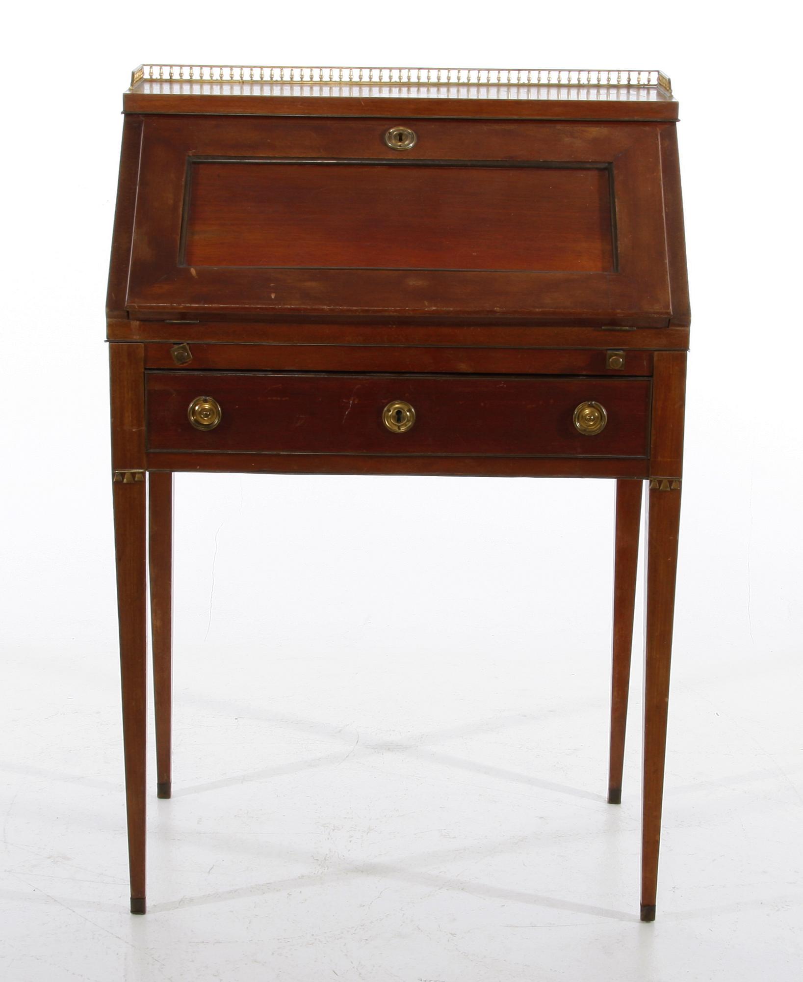 SEKRETÄR, gustaviansk stil.