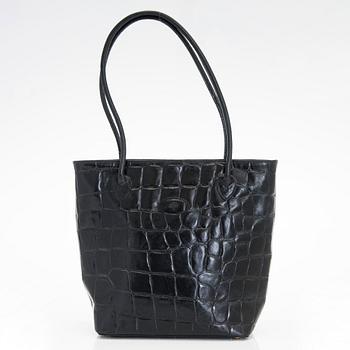 Mulberry, a Congo leather bag.